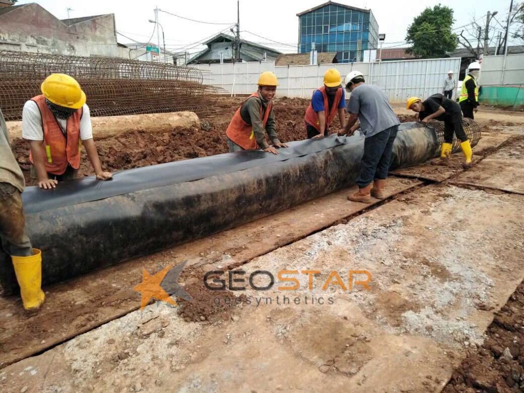 Geomembrane untuk bore pile test
